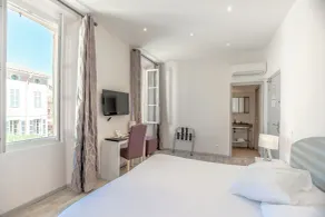 Hôtel Les Palmiers, Sainte-Maxime - Chambre