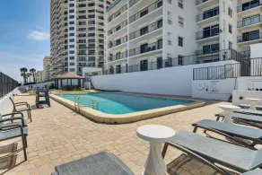 2 Bedroom Oceanfront Beach Condo  - Innenbereich