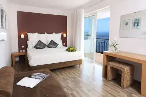 Pantokrator Hotel - Udsigt fra værelset