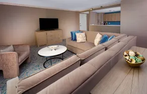 DoubleTree by Hilton Chicago - North Shore Conference Center - Chambre