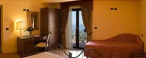 Agostiniana Hotel - Zimmer
