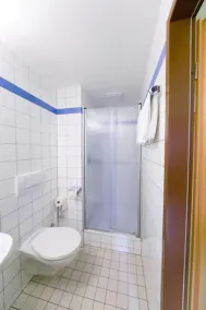 Kloster St. Josef - Bathroom