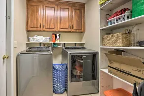 Quiet Dothan House With Fenced Yard + Fire Pit! - Innenbereich