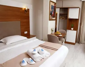 Favorite Otel - Room