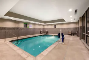 La Quinta by Wyndham Altoona Des Moines - Piscine