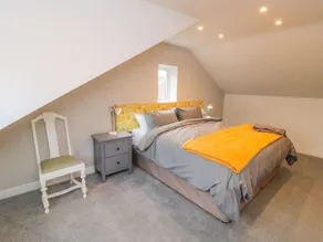 Runswick - Room