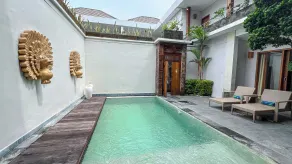 Apple Villa & Suite Seminyak - Pool