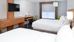 Holiday Inn Express & Suites Lexington Midtown - I-75 by IHG - Zimmer