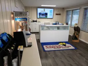 Early American Motel - Lobby
