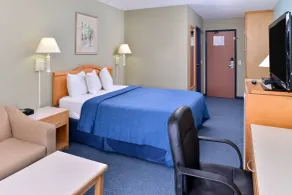 Canadas Best Value Inn & Suites-Castlegar - Chambre