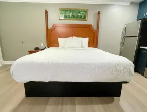 The SeaScape Inn - Room