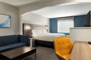 Holiday Inn Express Hotel & Suites Edmond by IHG - Rum