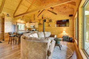 22 Mi to Whitetail Ridge Ski Area: Cozy Getaway - Innenbereich