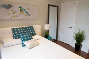 MTLVacationRentals - The FabFour - Room