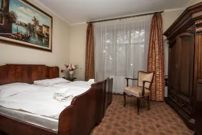 Gaja - Room