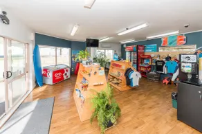 Waikanae Beach TOP 10 Holiday Park - Recepción