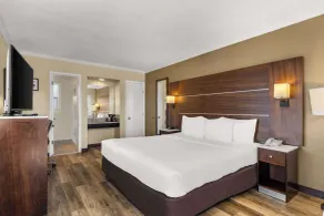 Comfort Inn San Diego Airport At The Harbor - Chambre