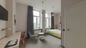 Corner Hotel - Room