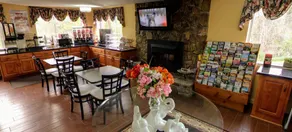 Dahlonega Mountain Inn - Coin salon dans le hall