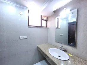Hermitage Huts Tourist Resort - Bathroom