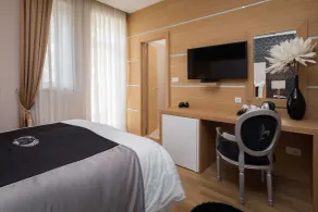 VIP Rooms - Room