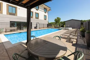 Garner Hotel Norman - University Area by IHG - Pool