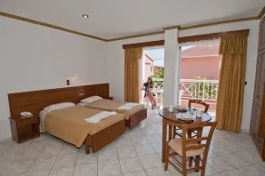 Angelina Hotel & Apartments - Chambre