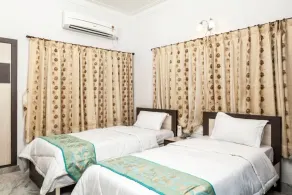 Simi International - The Imperial - Rom