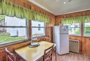 NEU! Sebago Cottage am Strand mit Terrasse und Grill! - Innenbereich