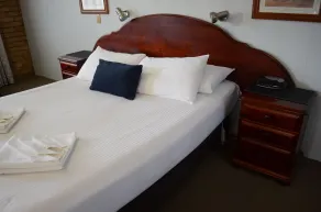 Deer Park Motor Inn Armidale - Room
