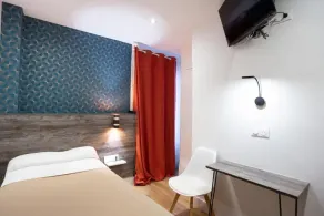 Hotel Leonard De Vinci 75011 - Værelse
