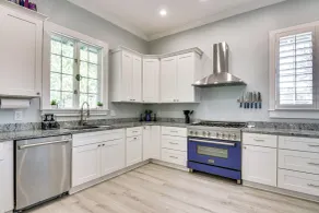 Walk to Coker University & Dtwn! Home w/ Game Room - Intérieur