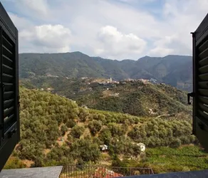 Agriturismo Costa di Faraggiana - Ausblick vom Zimmer