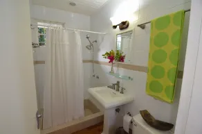 Tranquility Villa - Bathroom