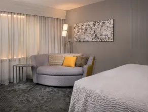 Courtyard by Marriott Lansing - Chambre