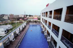 Shanti Seaview Resort & Spa - Pool