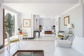 The Danai - Room