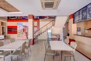Tembok Batu Residence - Restaurant