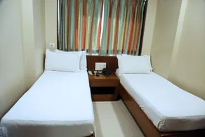 Hotel Bombay International - Rum