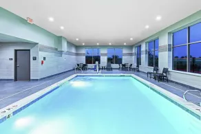 Hampton Inn Gardner Conference  Center - Piscine