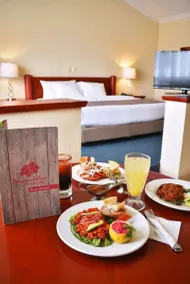 La Posada Hotel y Suites - Chambre