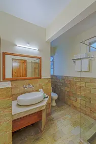 Sterling Park Kalimpong - Bathroom