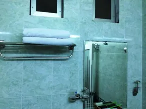 Phuong Thanh Hotel - Bathroom