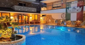 Hotel & Wellness Fra I Pini - Piscina