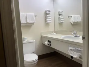 Travelodge by Wyndham Fort St John - Salle de bain