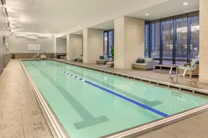 Radisson Blu Aqua Hotel, Chicago - Pool