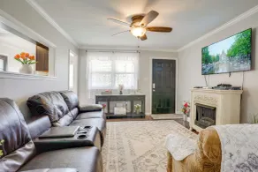 5 Mi to Dtwn Fredericksburg: Family Gem w/ Yard - Interiör