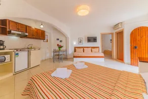 Kastro Studios Apartments - Quarto