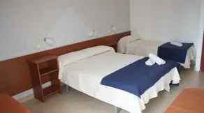Hostal Sant Jordi - Chambre