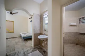 Hotel Sadhabishegam - Chambre